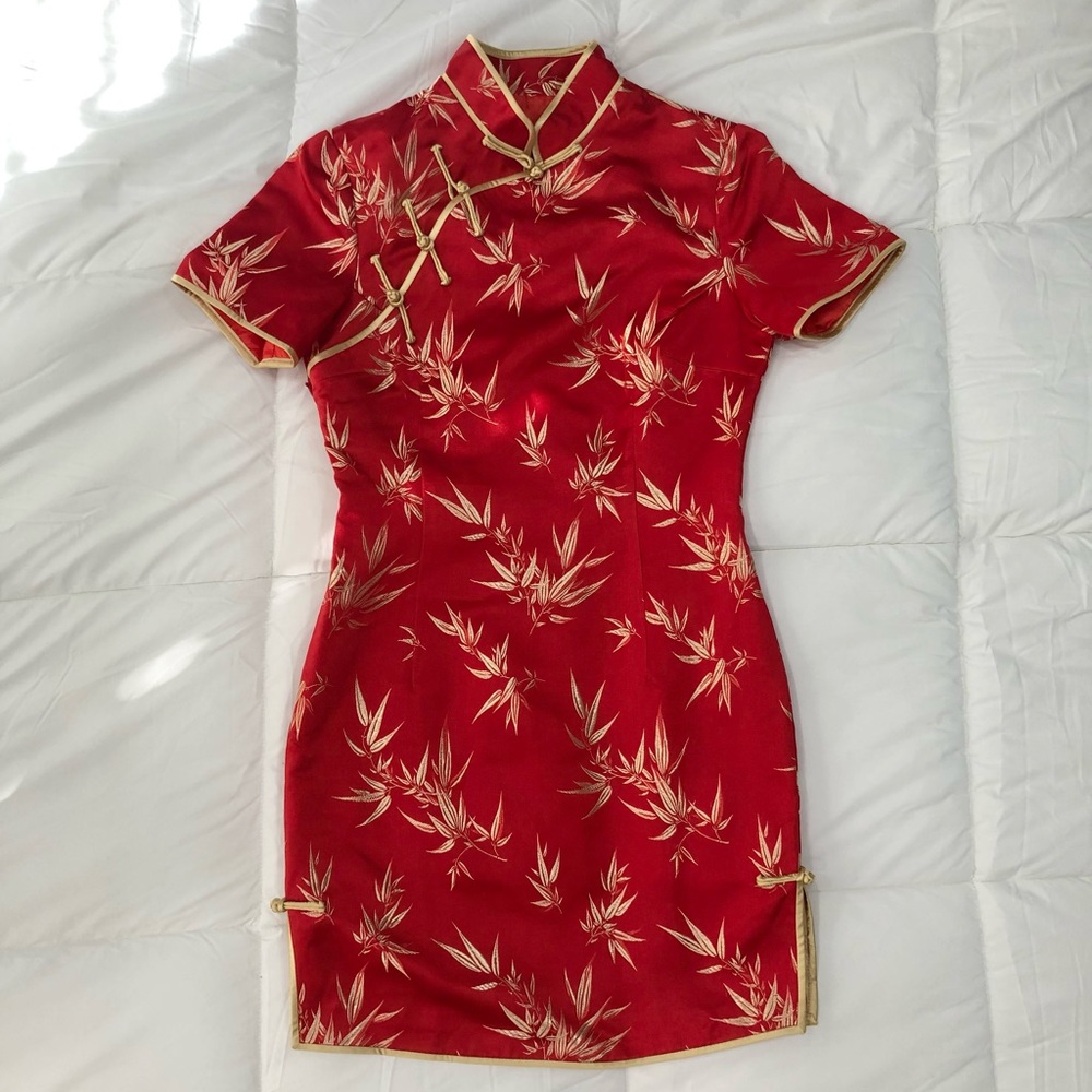 Traditional Chinese Dress